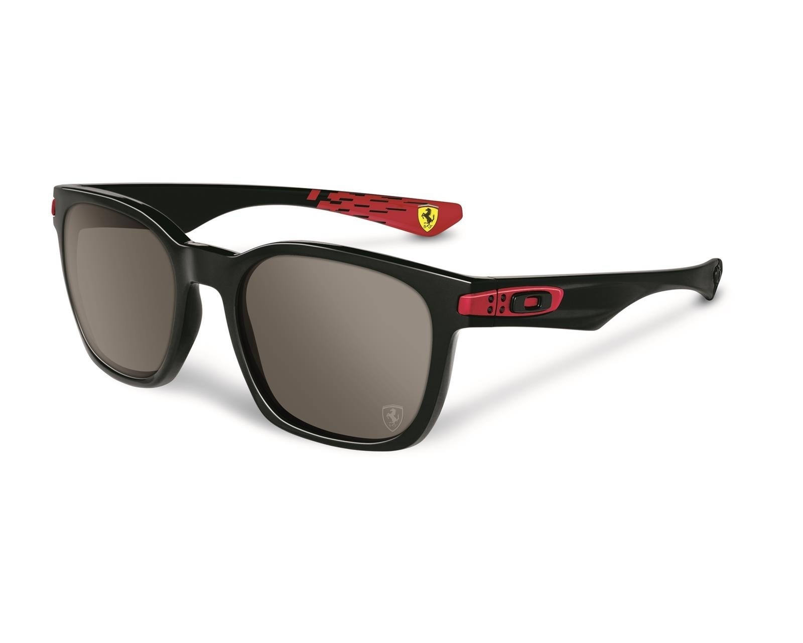 Oakley Garage Rock Polished Black + Warm Grey Scuderia Ferrari Collection  OO9175-34 | OO9175-34 