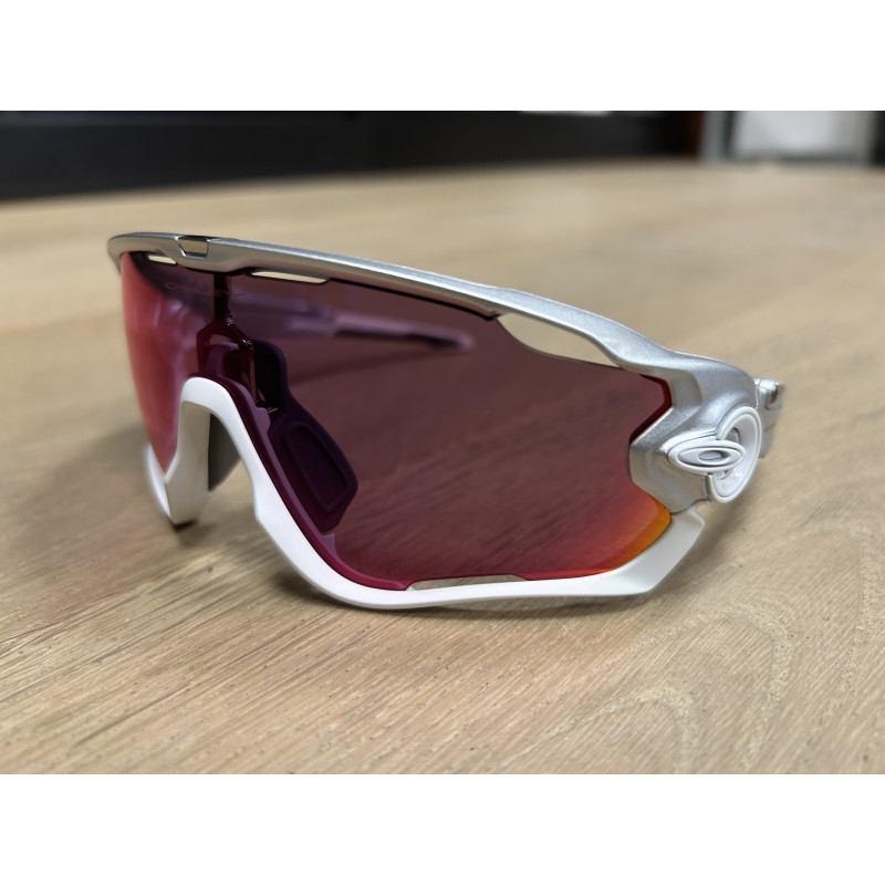 OAKLEY JAWBREAKER – MATTE SILVER / MATTE WHITE / PRIZM ROAD