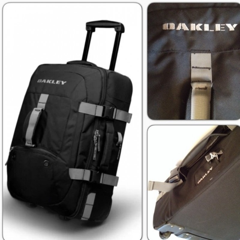Oakley Medium Roller 65l Black Suitcase 92224ovt-001