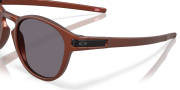 OAKLEY LATCH – FIRE ORANGE / PRIZM GREY POLARIZED