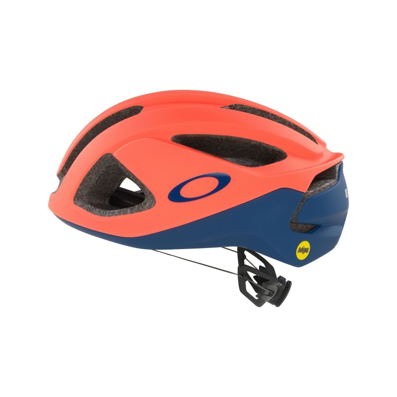 Oakley ARO3 MIPS TOUR DE FRANCE 2021